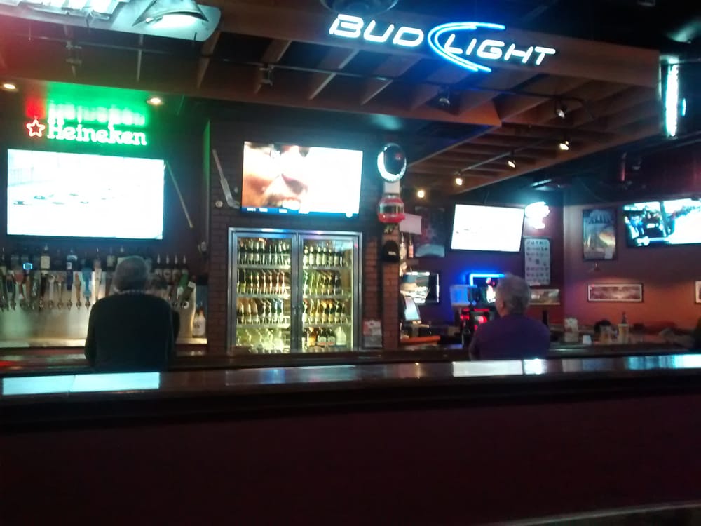 Tailgaters Sports Grill and IL Primo Pizza & Wings Sports Bars