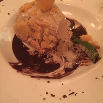 Chicago Q - Chicago, IL, United States. Espresso Brittle ice cream