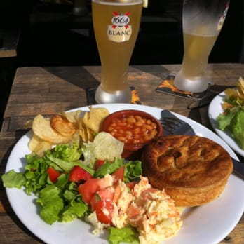 The Cork and Cavan - Hot Pie "Chicken Curry". - Paris, France