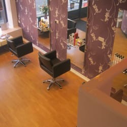 coupe tres courte femme visage ovale