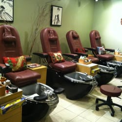 New York Nails logo