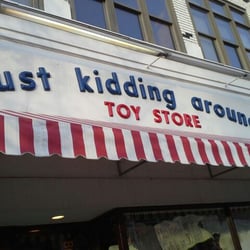 Clothing Stores in Newark, New Jersey with