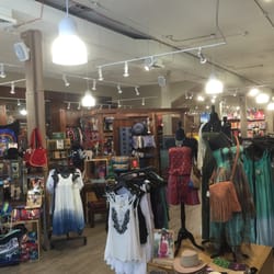 Online clothing stores Earthbound clothing store