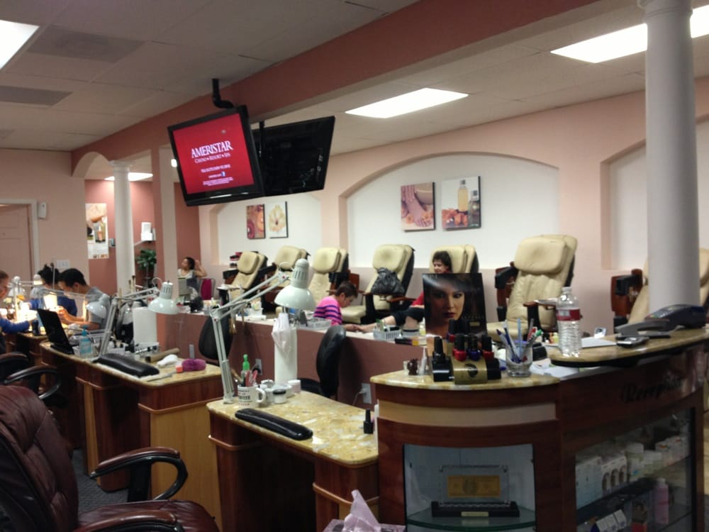 Fort Collins Nail Salon