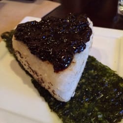 Mama Musubi Pop Up logo