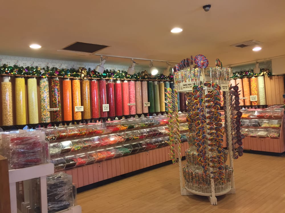 Candy Parlour At Knott’s Berry Farm Candy Stores Buena Park, CA