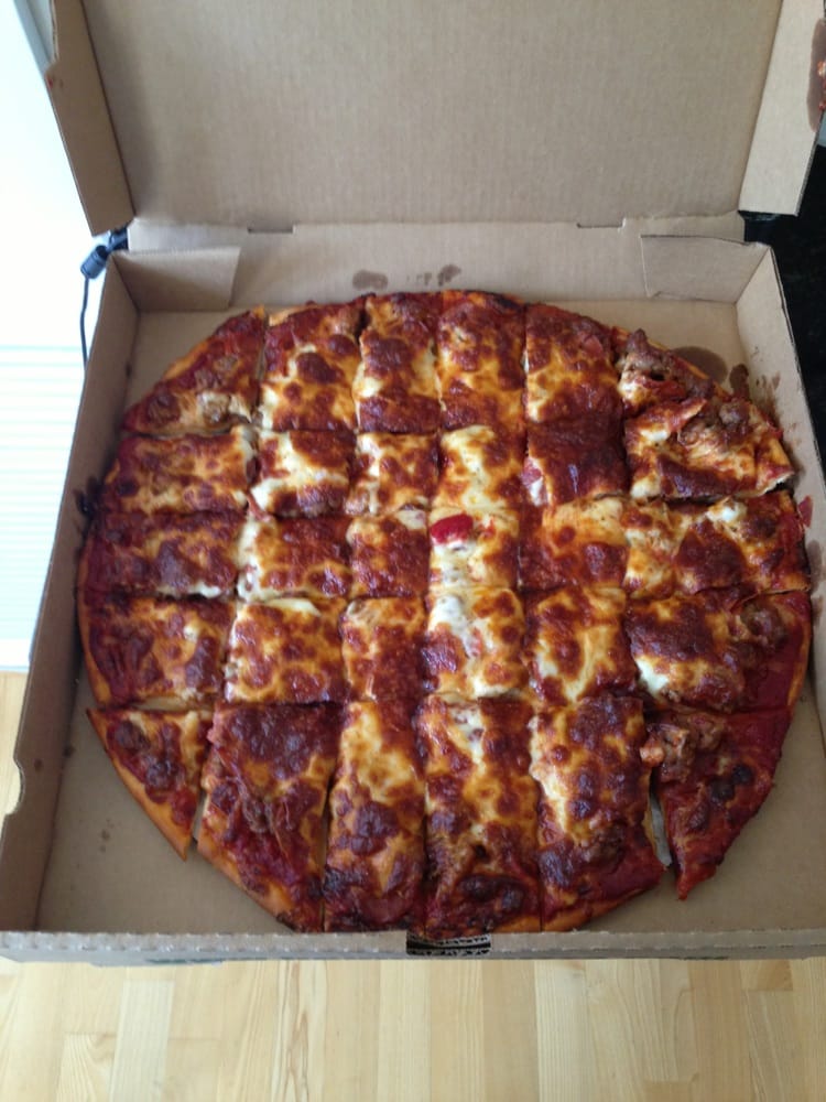 Beggars Pizza Pizza Near West Side Reviews Yelp