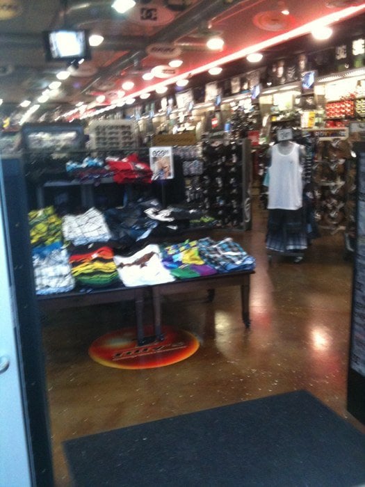 Tilly’s Men's Clothing 4980 Dublin Blvd Dublin, CA Reviews