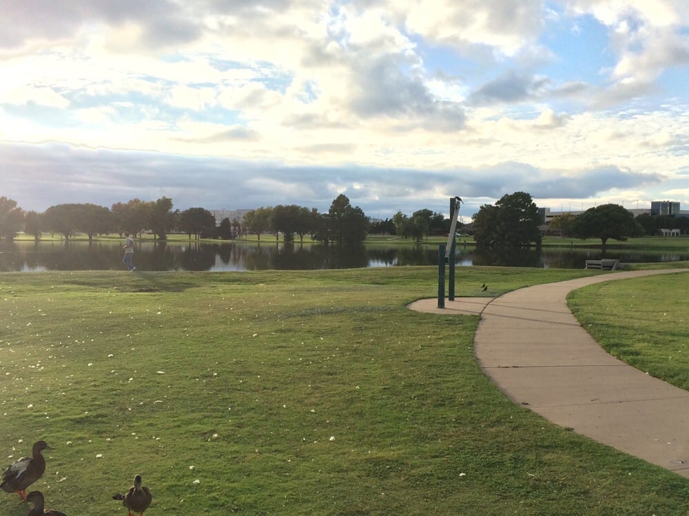 Lakeshore At Maxey Park Apartments Lubbock, TX Reviews Photos