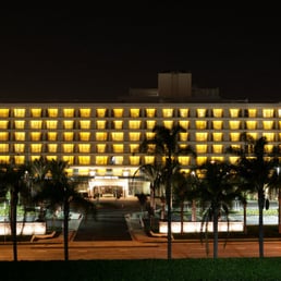 Hybrid casino