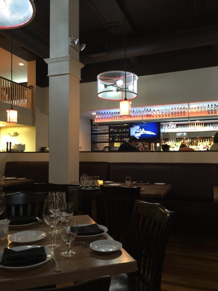 Clintons Bar & Grille 32 Photos American (New) Clinton, MA