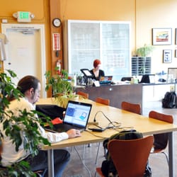 Office Nomads logo