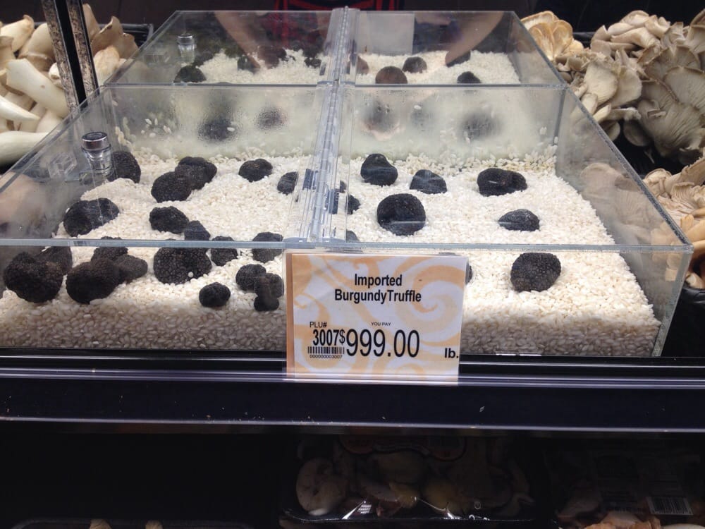 Image: http://s3-media4.fl.yelpcdn.com/bphoto/GW2U-7j_pVbayPA4bJhkyg/o.jpg