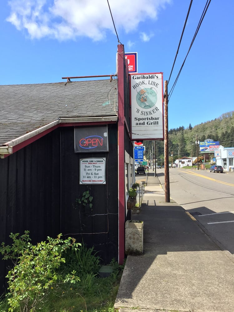 The hookup bar and grill