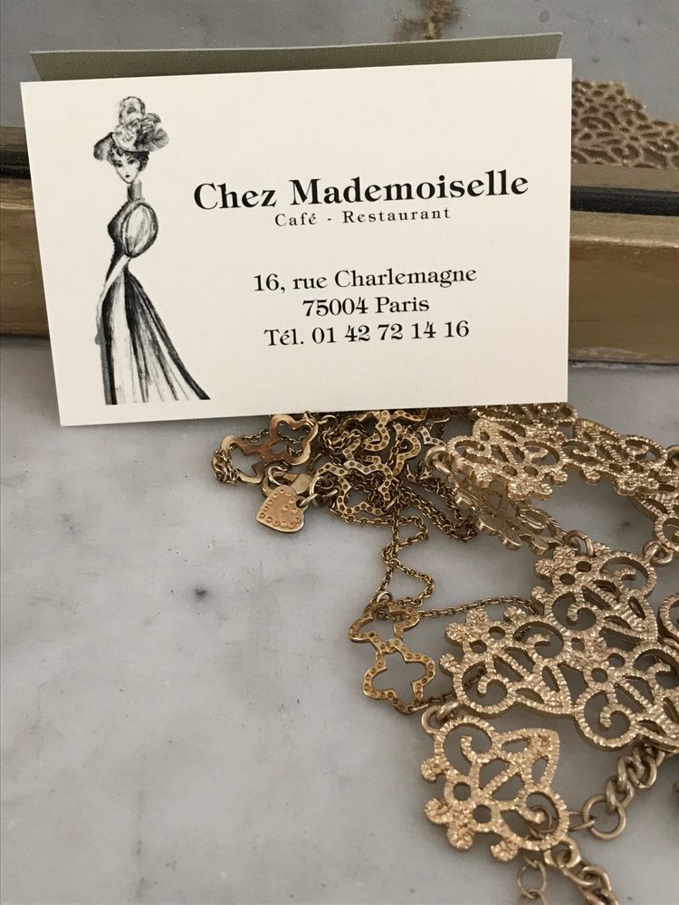 Chez Mademoiselle