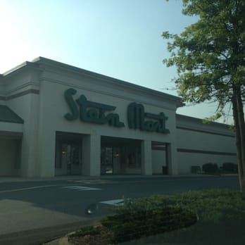 Stein mart locations in nc Complete Steinmart in North Carolina Store Locator. List of all Steinmart locations in North Carolina. Find hours of operation, street address, driving map, and contact information.