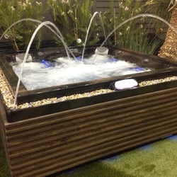 Everything Hot Tubz logo