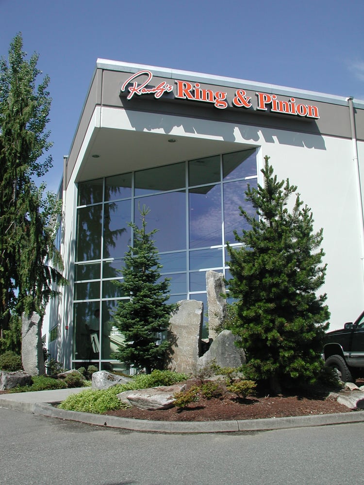 The Service Center at Randy’s Ring & Pinion Auto Repair Everett, WA