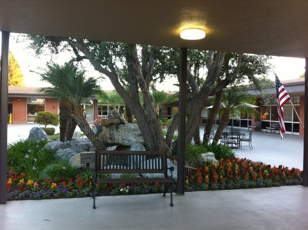 Rowntree Gardens Senior Living Retirement Homes 12151 Dale Ave