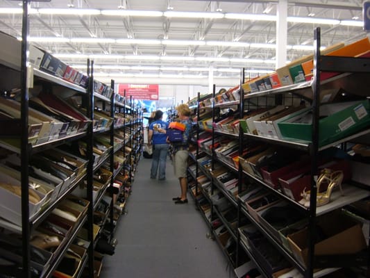 Zappos Shoe Outlet - Shoe Stores - 376 Zappos Blvd - Shepherdsville ...