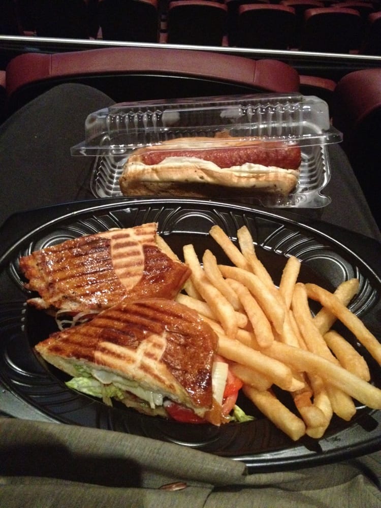 Cobb Village 12 Cinemas 23 Photos Cinema Leesburg, VA Reviews