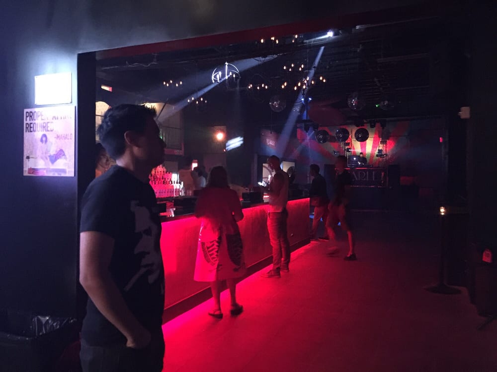 Scarlet 12 Photos Dance Clubs Downtown Honolulu, HI, United