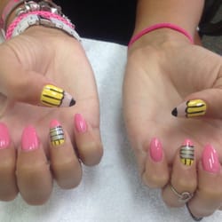 Encore Nails And Spa logo
