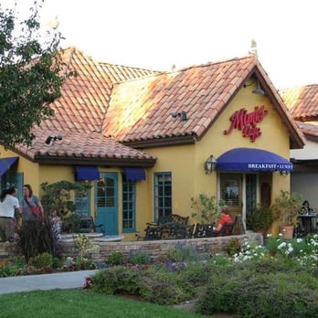 Post your review The headquarters of Mimi's Cafe is found in Irvine, California, although it used to be in Dallas, Texas. This Mimi's Cafe restaurant chain serves American and French food and their restaurants all have French-style decor and themes. The first Mimi's Cafe was opened in in Anaheim, California.