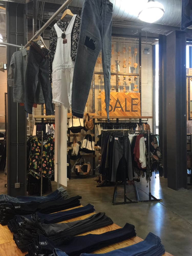 Urban Outfitters - Men's Clothing - The Strip - Las Vegas, NV - Yelp