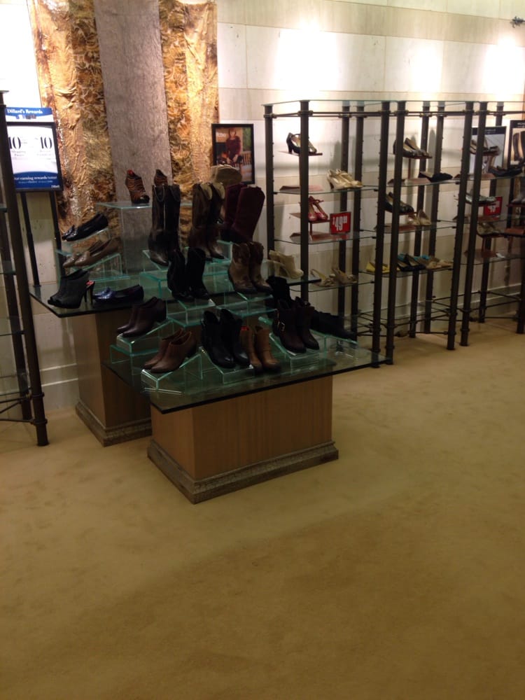 Dillard’s Women's Clothing Norfolk, VA Yelp