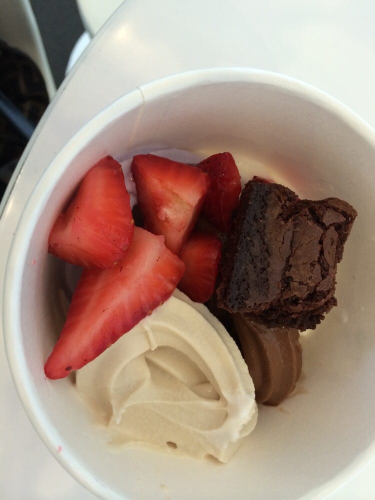 Yapple Yogurt 23 Photos Ice Cream & Frozen Yogurt 50 E Wynnewood Rd Wynnewood, PA