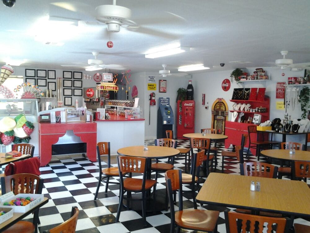 Scoops Ice Cream Parlor Ice Cream & Frozen Yogurt Alamo, NV