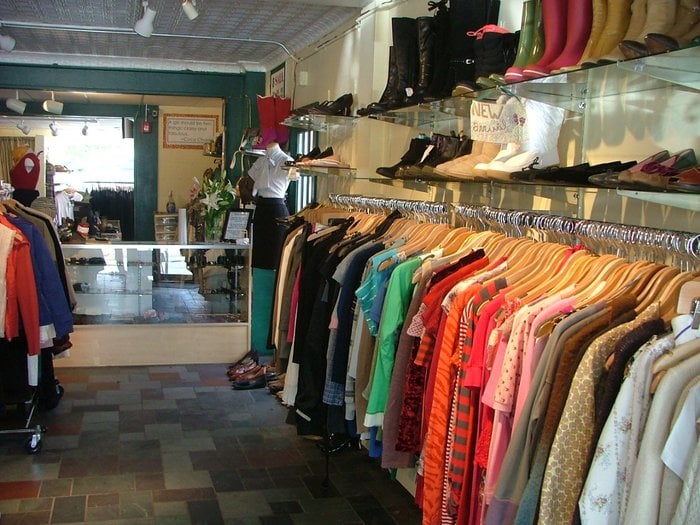 Warehouse clothing stores. Cheap clothing stores
