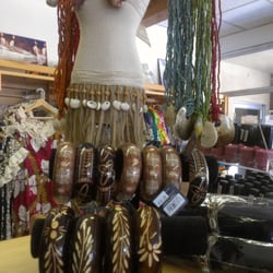 East of Maui Hawaiian Store: Clothing, Shoes Jewelry