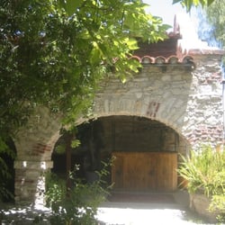 Hidden Chateau & Gardens logo