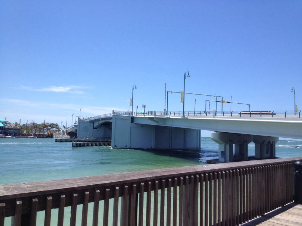 Friendly Fisherman Waterfront Seafood Restaurant Nightlife Madeira
