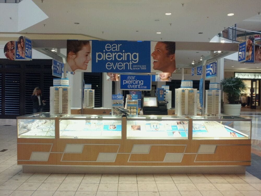 Oxford Valley Mall Shopping Centers Langhorne, PA Yelp