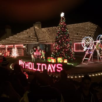 thoroughbred christmas lights 400 photos local flavour thoroughbred christmas lights 400 photos local flavour