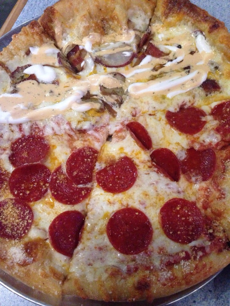 Mellow Mushroom - Franklin Road SW, Roanoke, Virginia - Rated based on Reviews