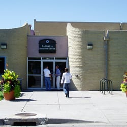La Familia Recreation Center logo