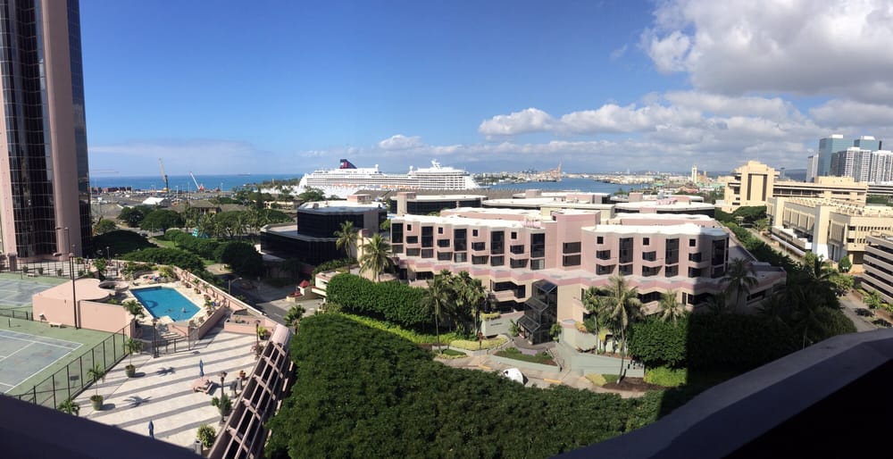 One Waterfront Towers Apartments Downtown Honolulu, HI Reviews