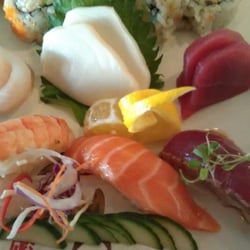 Hana Matsuri Sushi logo