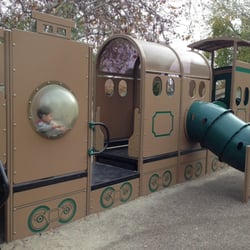 Higginbotham Park and the Thompson Trail logo