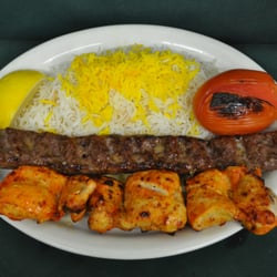 Peris Restaurant logo