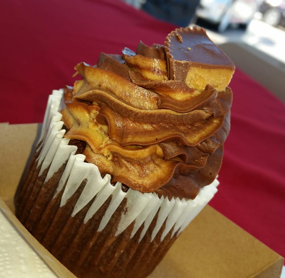 3 Women and an Oven 44 Photos Bakeries 14852 Metcalf Ave Overland Park, KS Reviews