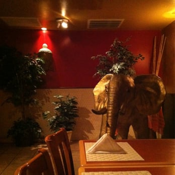 Pad Thai Restaurant 28 Photos 85 Reviews 604 606 S 2nd Photo Of Pad Thai Restaurant Philadelphia Pa United States Elephant In The
