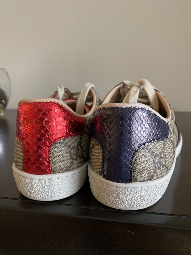 Family Shoe Repair