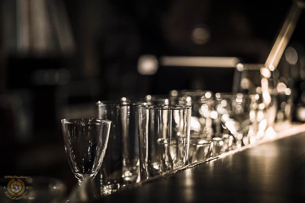 The Robin Room 35 Photos & 32 Reviews Cocktail Bars 821 E Johnson