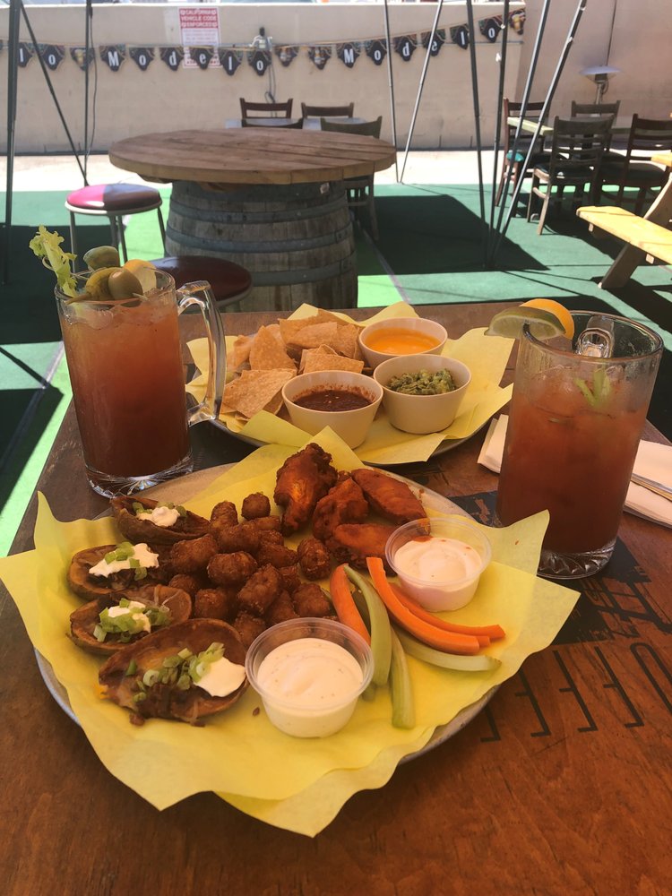 Callahans Irish Pub & Grill