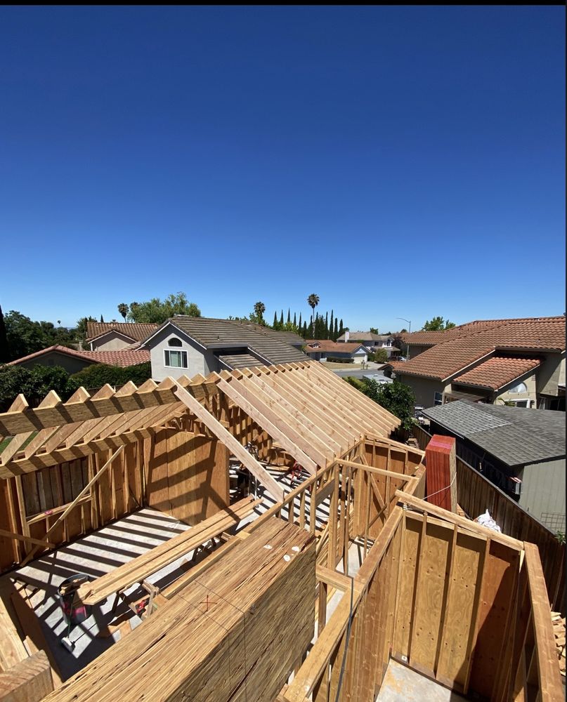 image of business Loza Construction